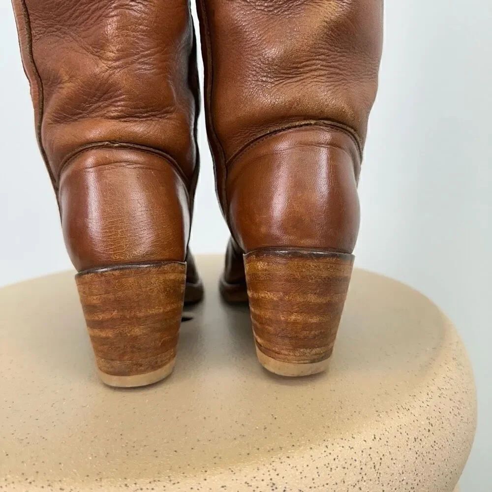 Frye Women’s Vintage 1970s Fold Cuff Knee Block Heel Cognac Leather Boot - Picture 12 of 14
